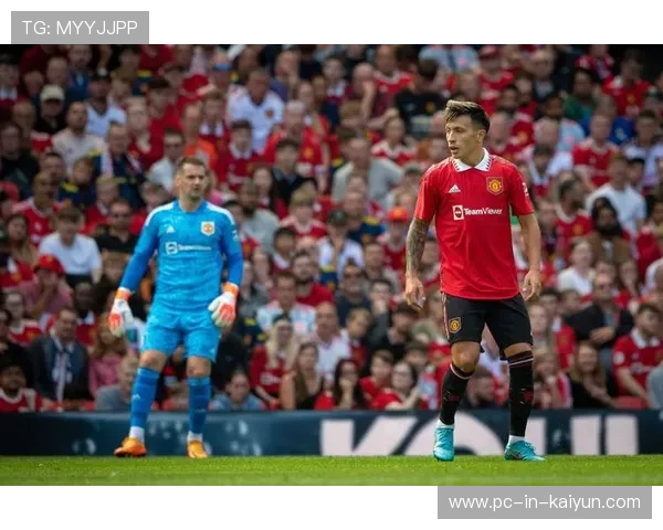 曼联反击突然提速，对手防线被甩开